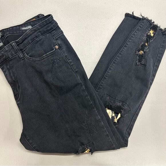Judy Blue Black Denim Jeans Distressed Cheetah Print Skinny Fit Women Size 32 - Picture 1 of 7
